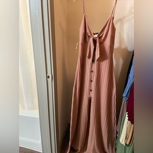 Light pink summer dress. Size small.